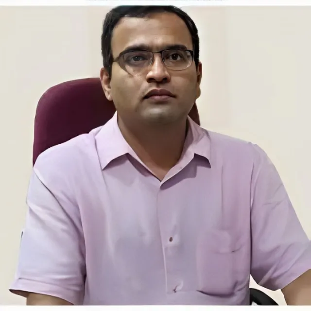 Dr.Manoj Todkar